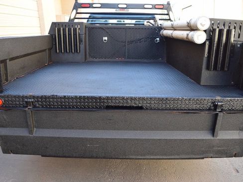 Used 2014 Ford F550 4x4 Crew Cab Super Duty image 35