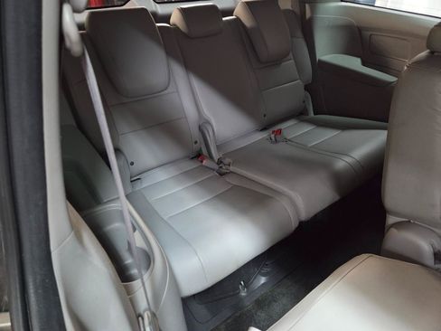 Used 2012 Honda Odyssey EX-L image 16