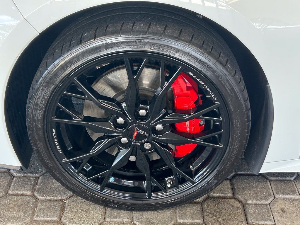 Used 2023 Chevrolet Corvette Stingray Premium Cpe w/ Z51 Performance Package RWD image 18