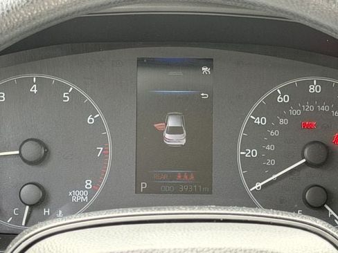 Used 2025 Toyota Corolla LE FWD image 16