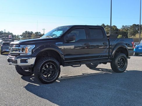 Used 2018 Ford F150 XLT image 8