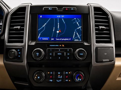 Used 2020 Ford F150 XLT w/ Equipment Group 302A Luxury AWD/4WD image 21