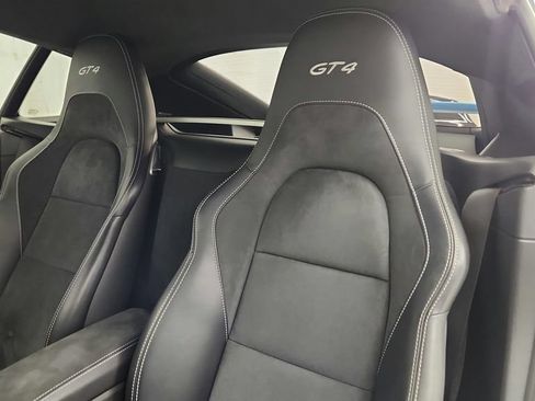 Used 2020 Porsche 718 Cayman GT4 RWD image 32