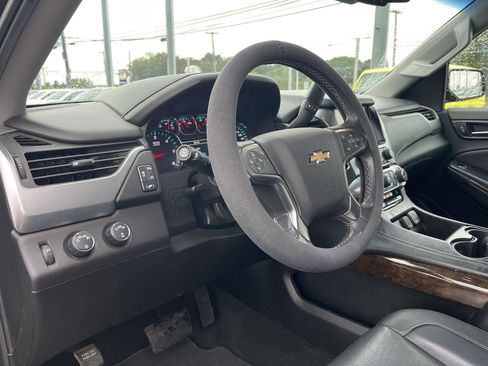 Used 2018 Chevrolet Tahoe LT image 11
