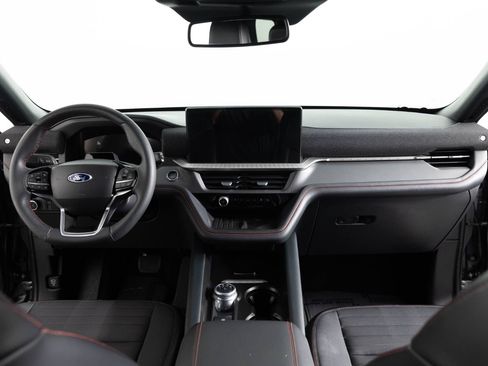Used 2025 Ford Explorer ST-Line w/ Premium Package RWD image 38