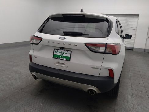 Used 2020 Ford Escape SE image 7