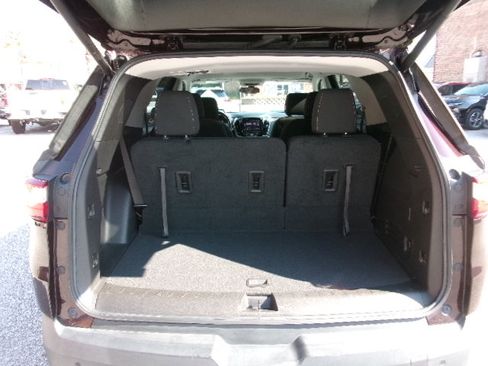 Used 2021 Chevrolet Traverse LT FWD image 15