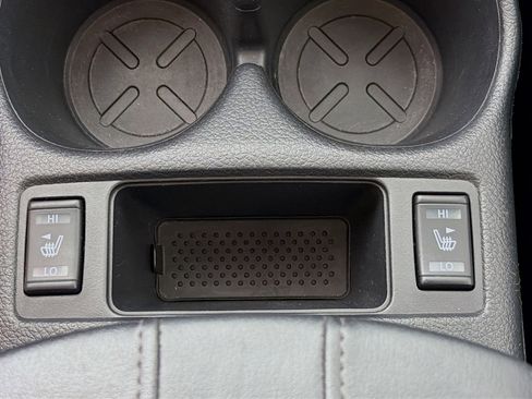 Used 2020 Nissan Rogue SV image 21