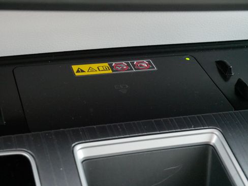 Certified 2026 Toyota Sienna LE FWD image 29