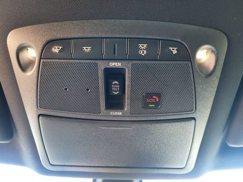 Used 2021 Nissan Maxima Platinum w/ 40th Anniversary Package FWD image 20