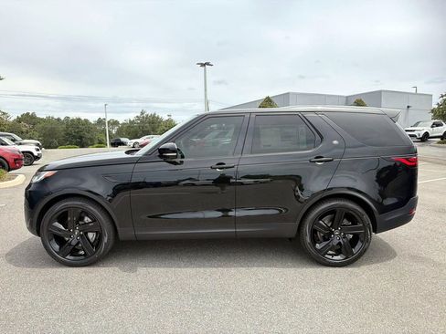 New 2026 Land Rover Discovery S AWD/4WD image 2
