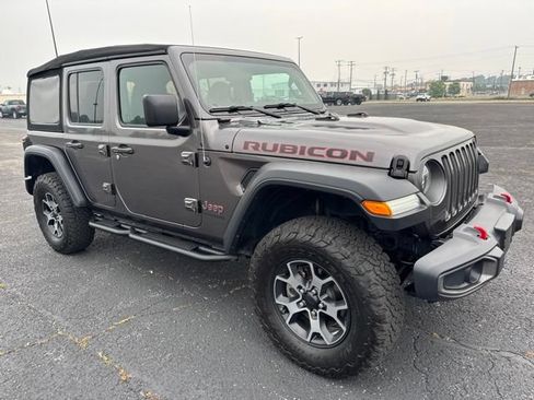 Used 2019 Jeep Wrangler Unlimited Rubicon w/ LED Lighting Group AWD/4WD image 3