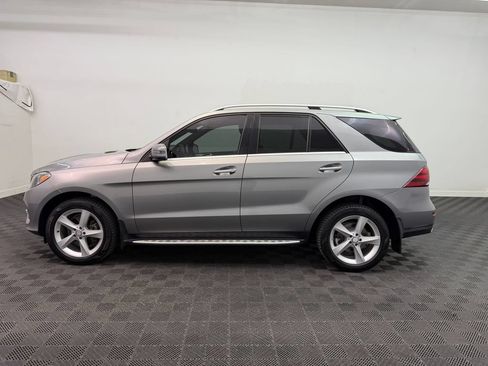 Used 2016 Mercedes-Benz GLE 300d 4MATIC image 2