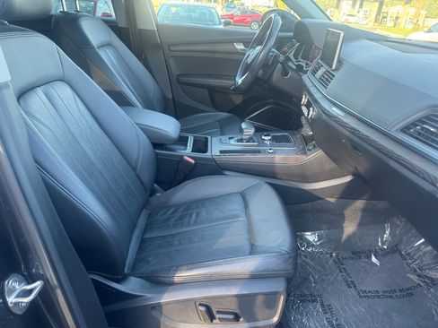 Used 2018 Audi Q5 Prestige w/ Prestige Package image 15