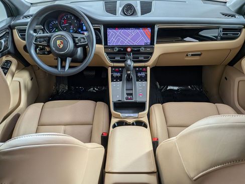 Certified 2025 Porsche Macan Turbo AWD/4WD image 21