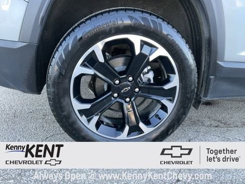 Used 2025 Chevrolet Equinox LT image 10