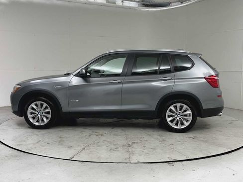 Used 2017 BMW X3 xDrive28i AWD/4WD image 4