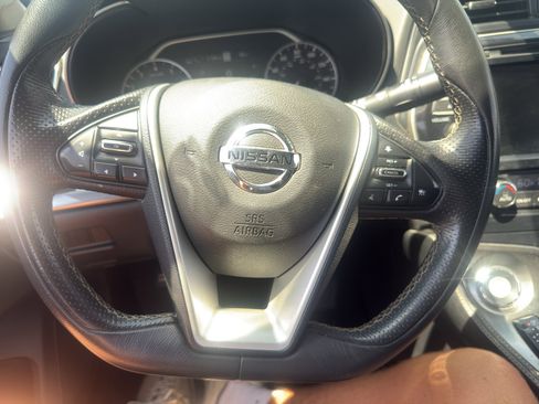 Used 2020 Nissan Maxima 3.5 SV w/ Floor Mat Group FWD image 15