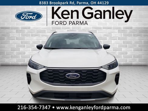 New 2026 Ford Escape ST-Line w/ Cold Weather Package AWD/4WD image 2