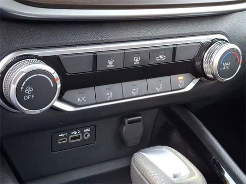 Used 2024 Nissan Altima 2.5 SV image 21