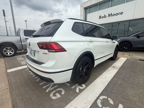 Used 2024 Volkswagen Tiguan SE R-Line AWD/4WD image 6