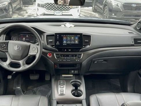 Used 2022 Honda Passport TrailSport image 12