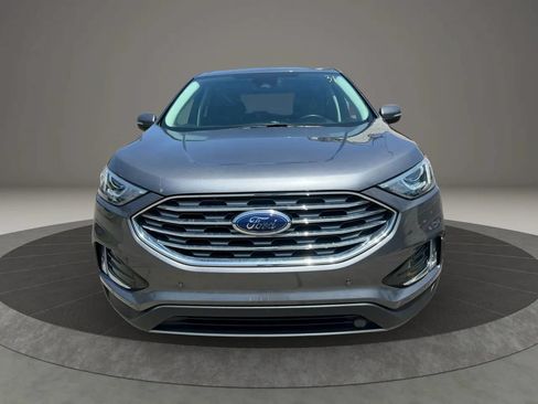 Used 2022 Ford Edge Titanium AWD/4WD image 2