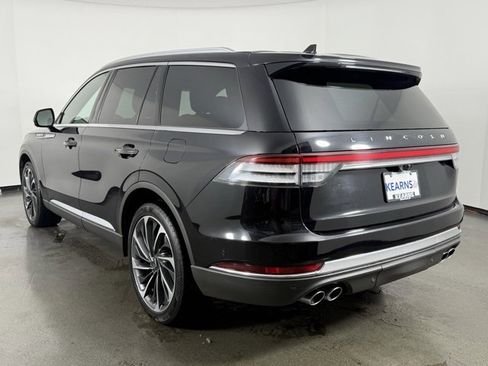Used 2022 Lincoln Aviator Reserve w/ Equipment Group 201A image 7