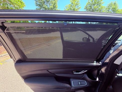 Used 2023 Subaru Ascent Limited w/ Technology Package AWD/4WD image 17