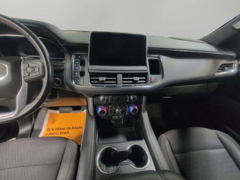 Used 2023 GMC Yukon SLE image 11