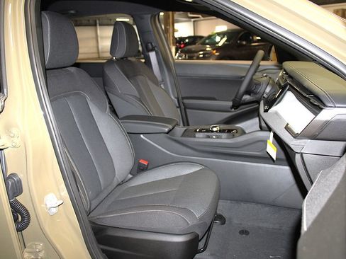 New 2026 Jeep Cherokee Laredo AWD/4WD image 30