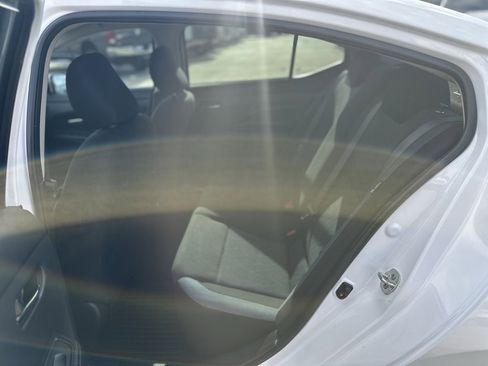 Used 2024 Nissan Versa SV w/ Trunk Package image 29