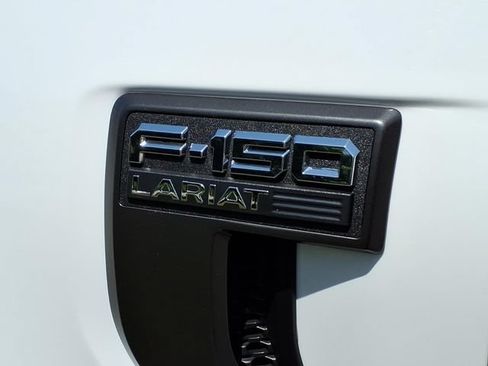 Used 2023 Ford F150 Lariat w/ Equipment Group 502A High AWD/4WD image 8