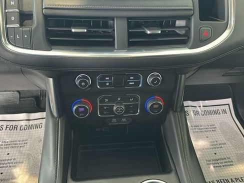 Used 2023 Chevrolet Suburban LS image 12