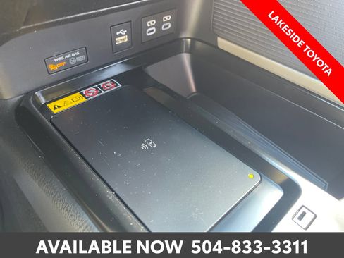 Used 2026 Toyota Camry SE w/ Multimedia Upgrade Package AWD/4WD image 30