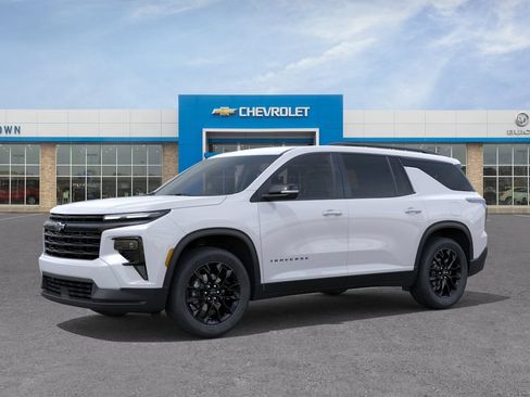 New 2026 Chevrolet Traverse LT w/ Midnight/Sport Edition FWD image 2