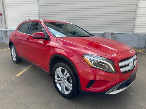 Used 2015 Mercedes-Benz GLA 250 4MATIC w/ Multimedia Package image 1