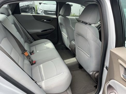 Used 2022 Chevrolet Malibu LS w/ Driver Confidence Package II image 13