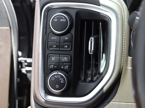 Used 2021 Chevrolet Silverado 1500 RST w/ Z71 Off-Road Package AWD/4WD image 18
