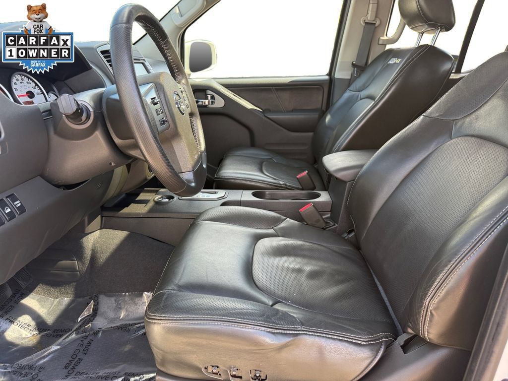 Used 2020 Nissan Frontier PRO-4X w/ Pro-4x Utility Package AWD/4WD image 9