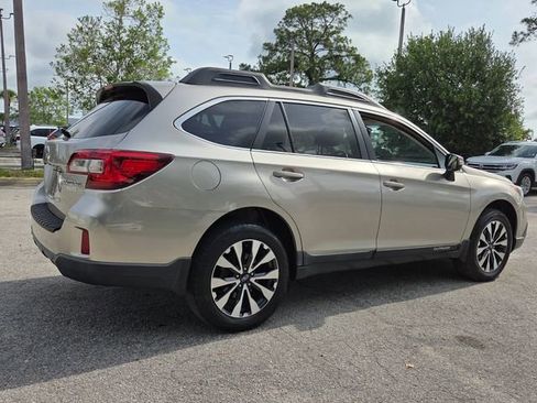 Used 2015 Subaru Outback 2.5i Limited AWD/4WD image 7