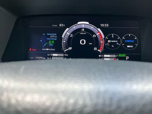 Used 2024 Toyota Tundra Limited AWD/4WD image 17