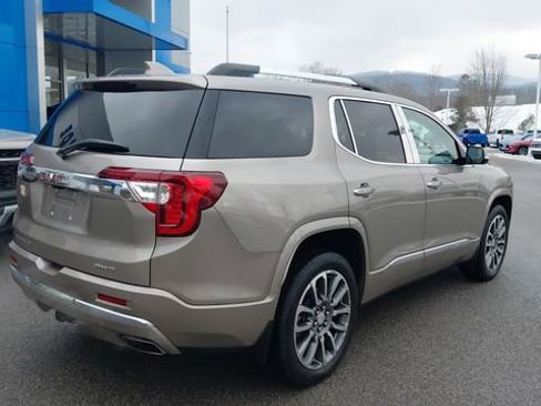 Used 2022 GMC Acadia Denali w/ Denali Ultimate Package AWD/4WD image 4