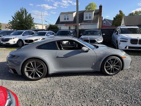 Used 2024 Porsche 911 Carrera RWD image 9