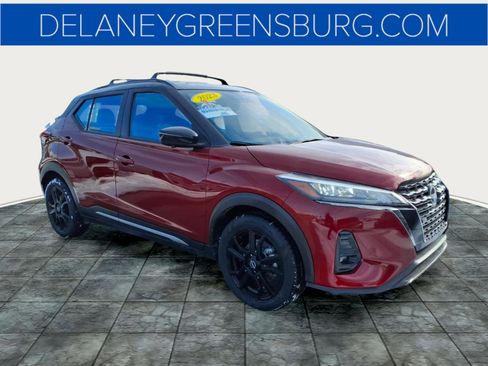 Used 2023 Nissan Kicks SR w/ Interior Electronics Package image 1