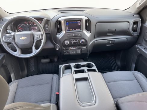 Certified 2024 Chevrolet Silverado 1500 Custom AWD/4WD image 17