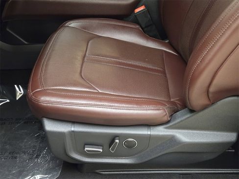 Used 2024 Ford Expedition Max Limited image 37