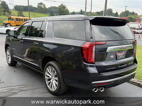 Used 2023 GMC Yukon XL Denali AWD/4WD image 13