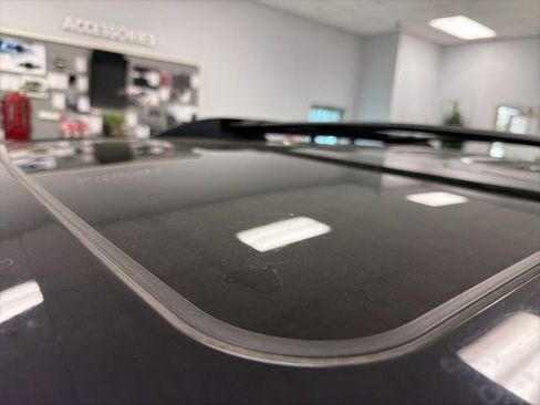 Used 2014 Chevrolet Equinox LTZ image 23