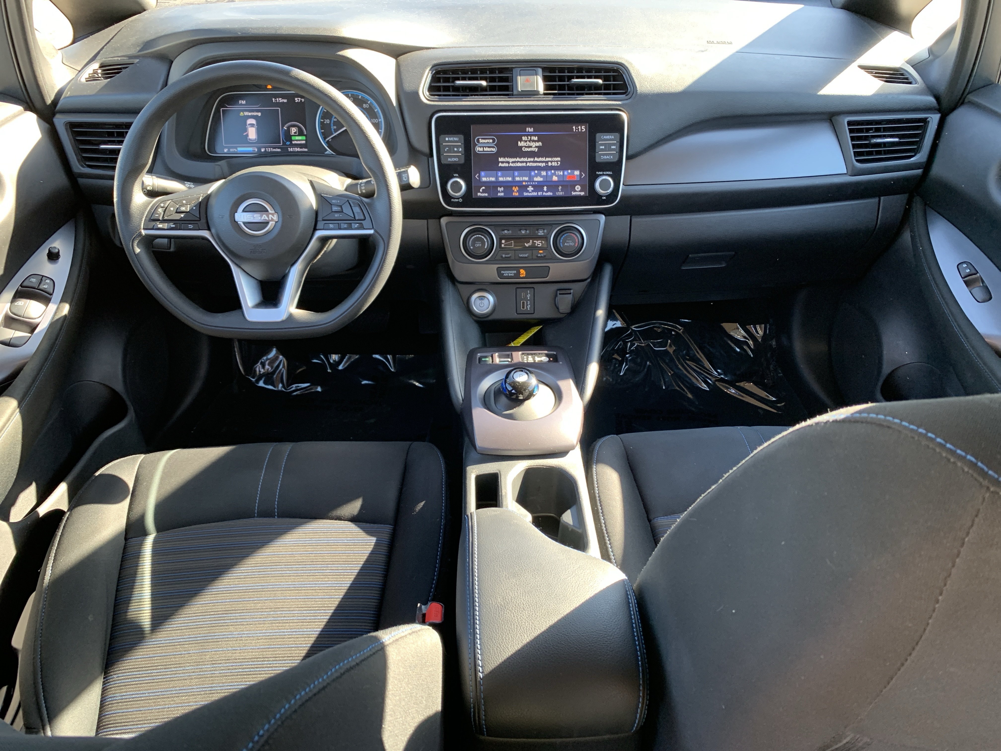 Used 2025 Nissan Leaf S FWD image 15